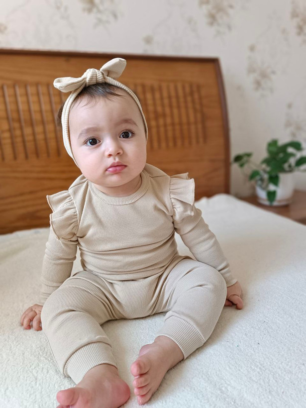 ست سه تیکه بادی و شلوار و هدبند نوزادی